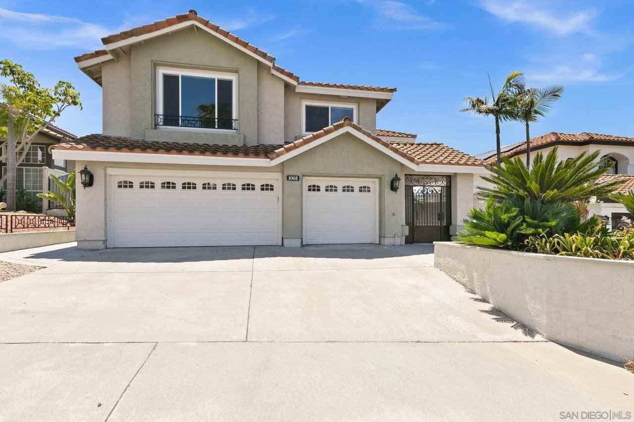 1068 Pacific Hill St - Photo 2 of 50