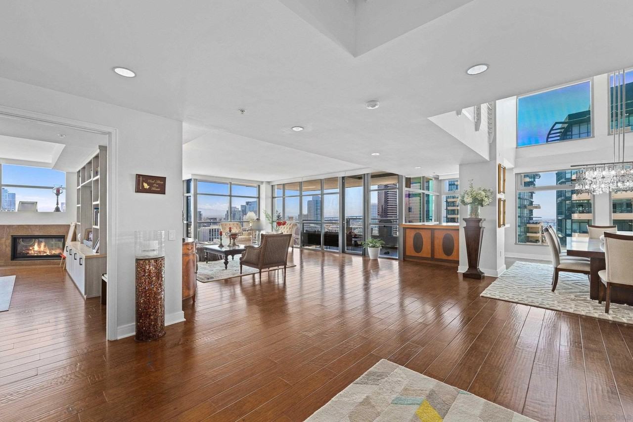645 Front St #2008