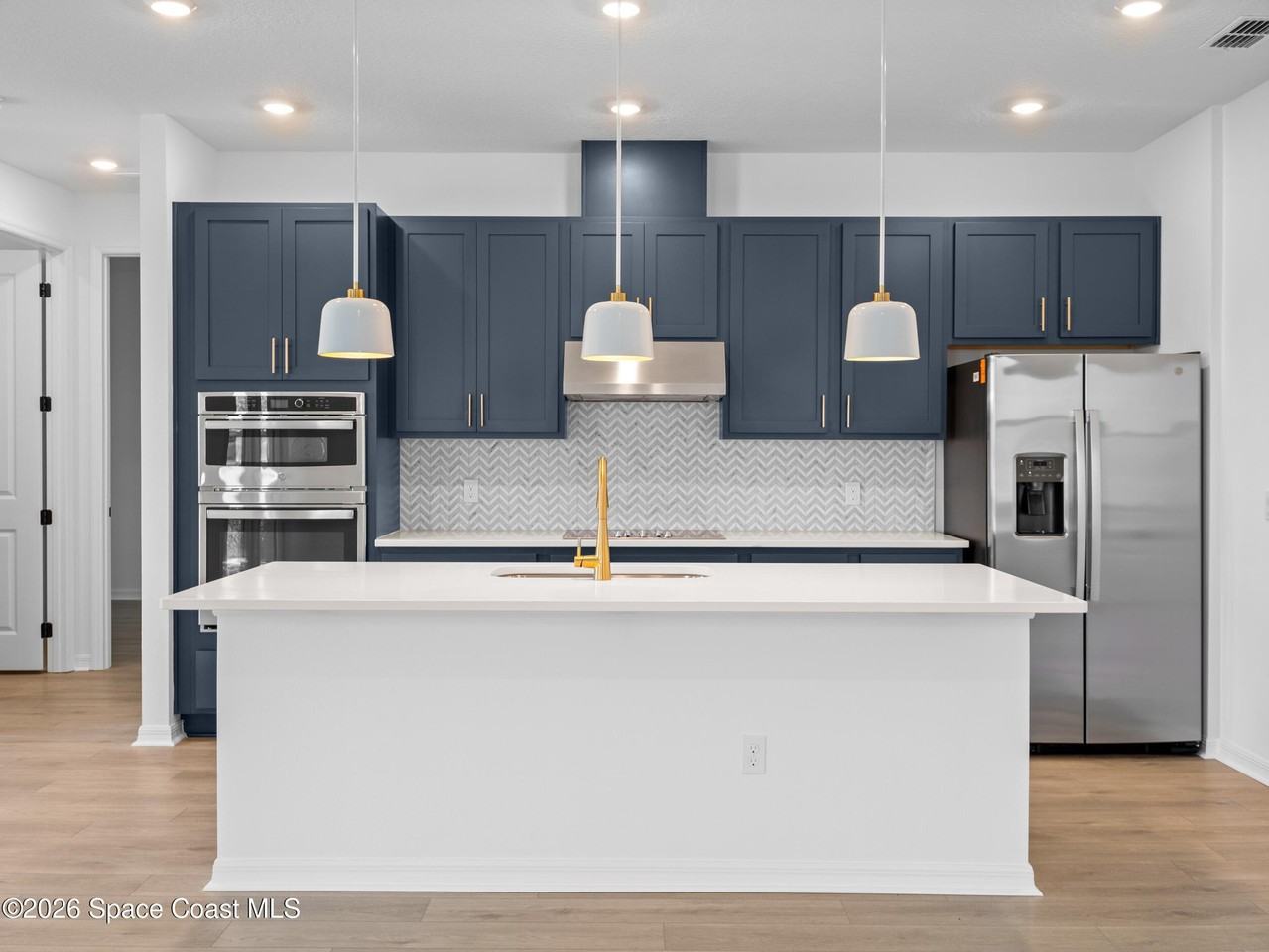 4362 Dockyard Dr - Photo 5 of 31
