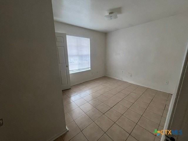 3408 Barcelona Dr - Photo 3 of 9