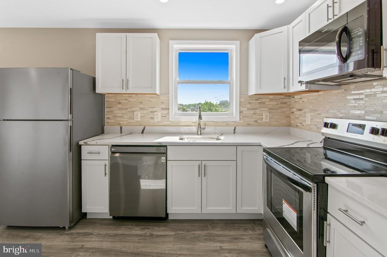 3022 E Fayette St #A - Photo 4 of 17