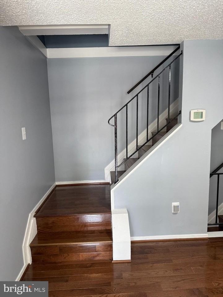 1754 Abbotston St - Photo 7 of 21