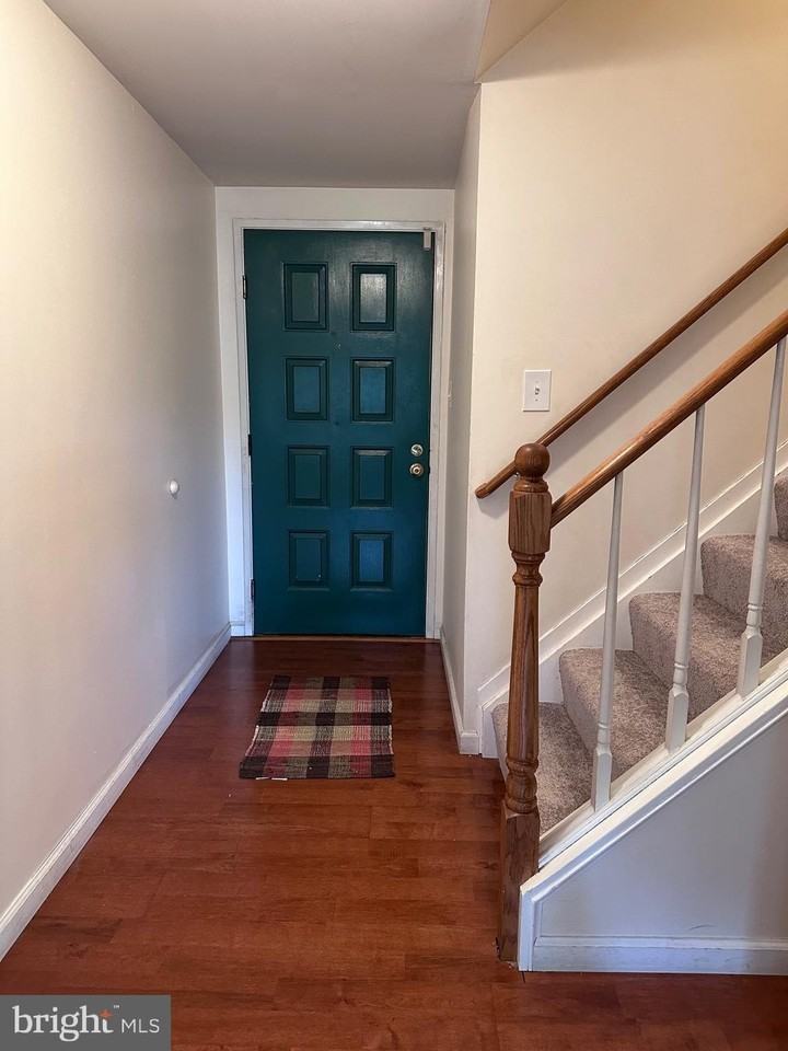 18241 Swiss Cir #5BY - Photo 4 of 33