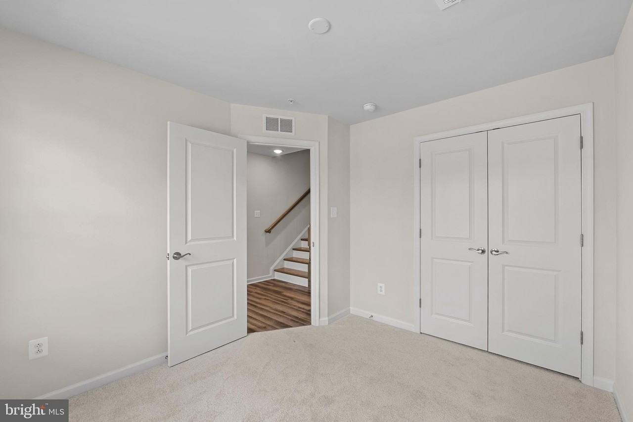 6045 Soho Way - Photo 6 of 27