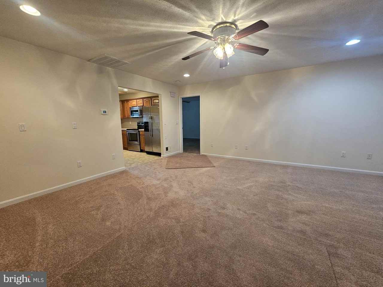 43475 Windy Way - Photo 2 of 23