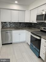 featured image of 2113 Harbour Dr