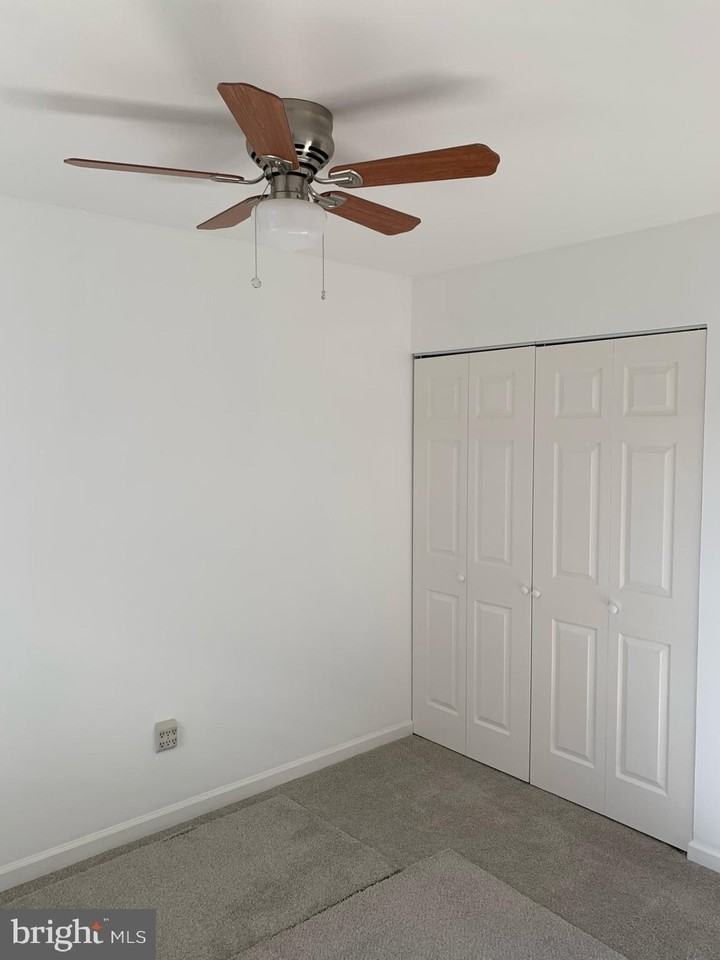2113 Harbour Dr - Photo 7 of 9