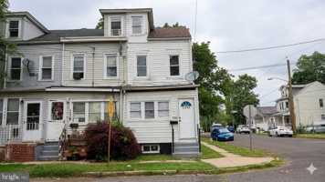 featured image of 1144 William St
