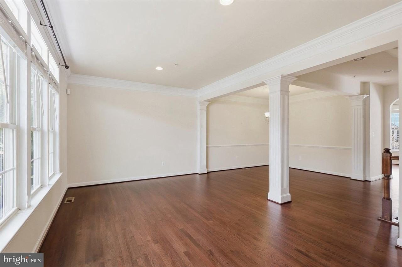 3765 William Daves Rd - Photo 4 of 27