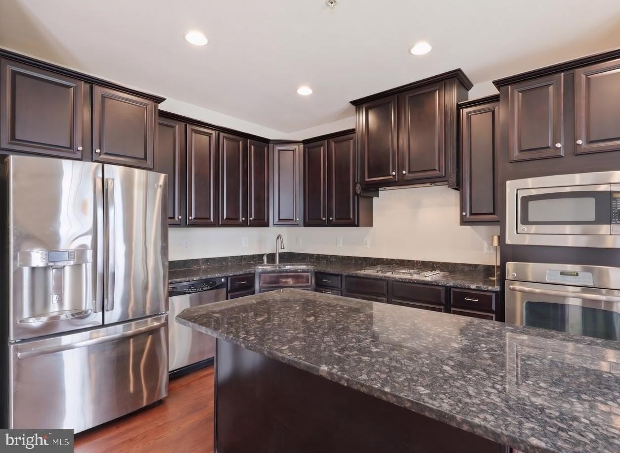 3765 William Daves Rd - Photo 6 of 27