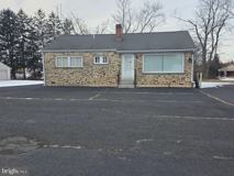 513 W Butler Ave - Photo 1 of 1