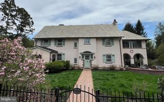 featured image of 490 Bancroft Rd