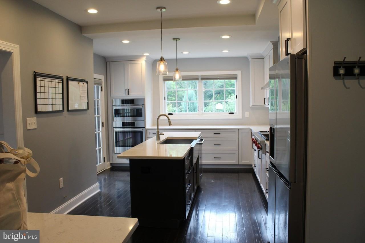 490 Bancroft Rd - Photo 2 of 36