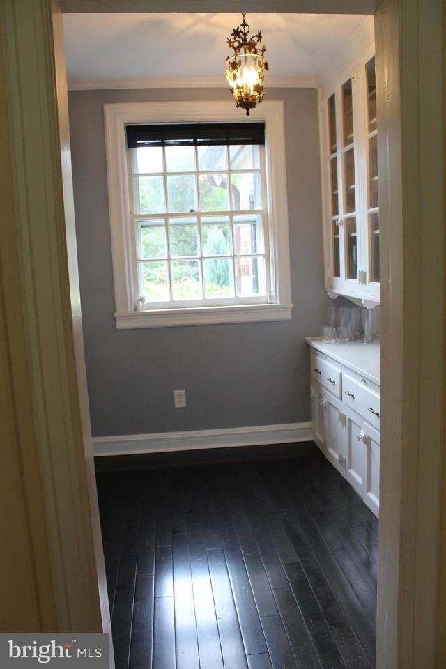 490 Bancroft Rd - Photo 3 of 36