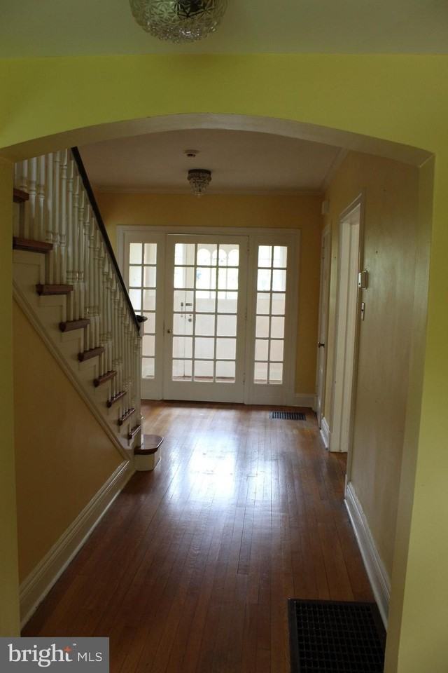 490 Bancroft Rd - Photo 6 of 36