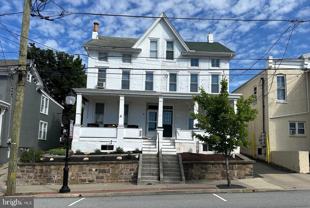 431 Main St #2ndFL - Photo 1 of 1