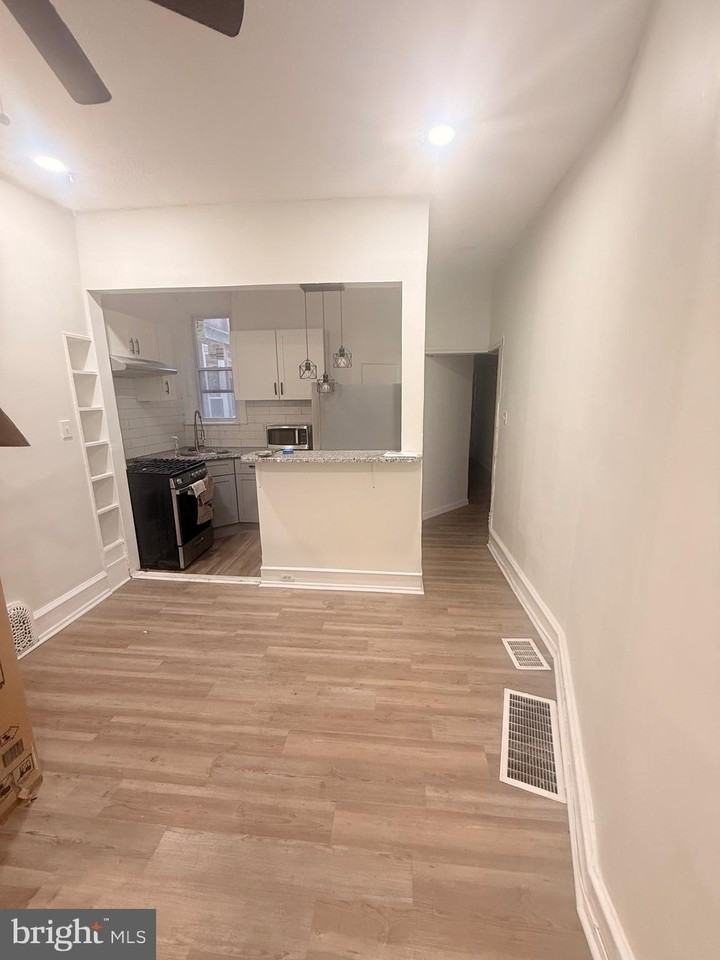 504 N 57th St #1 - Photo 5 of 10