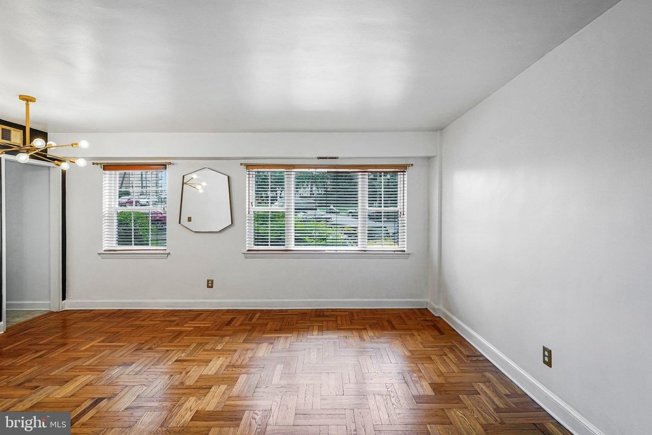 1301 N Ode St #115 - Photo 6 of 16