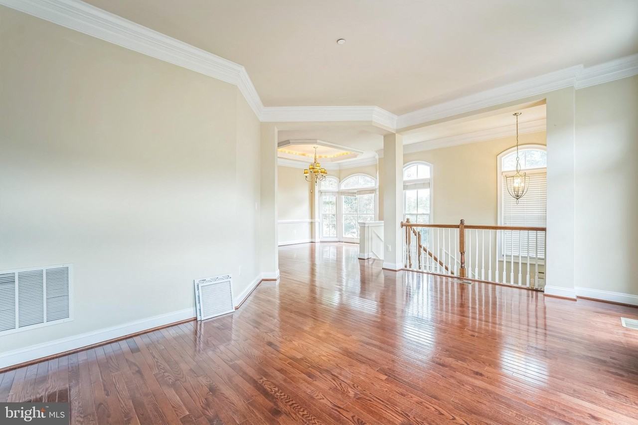7000 Eastern Red Cedar Ln - Photo 7 of 30