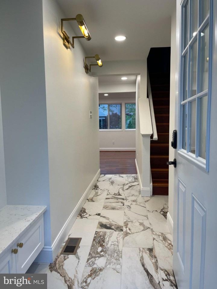 8571 Blackfoot Ct - Photo 3 of 14