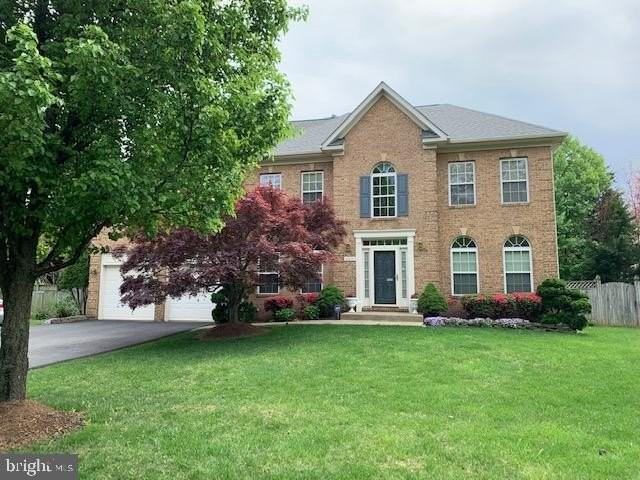 8219 Electric Ave - Photo 3 of 39