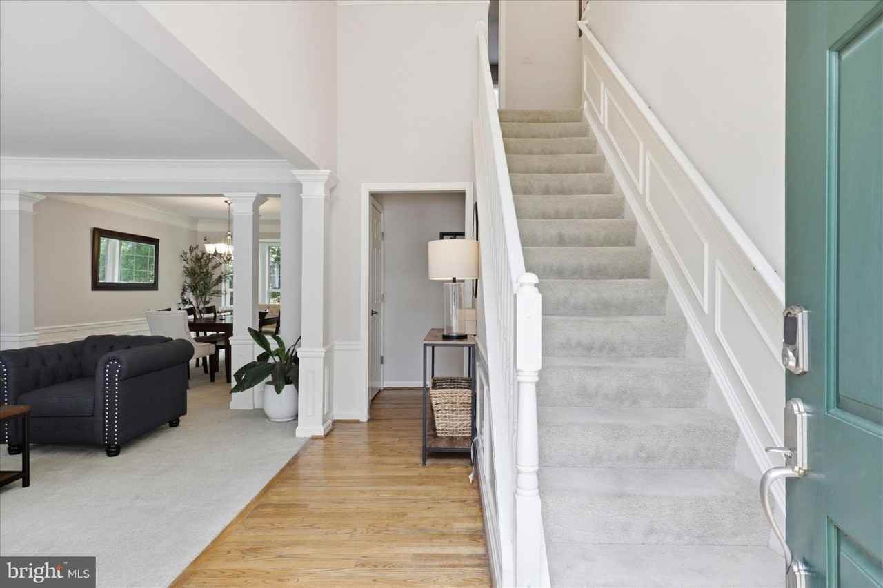 408 Huntfield Ct Ne - Photo 4 of 40