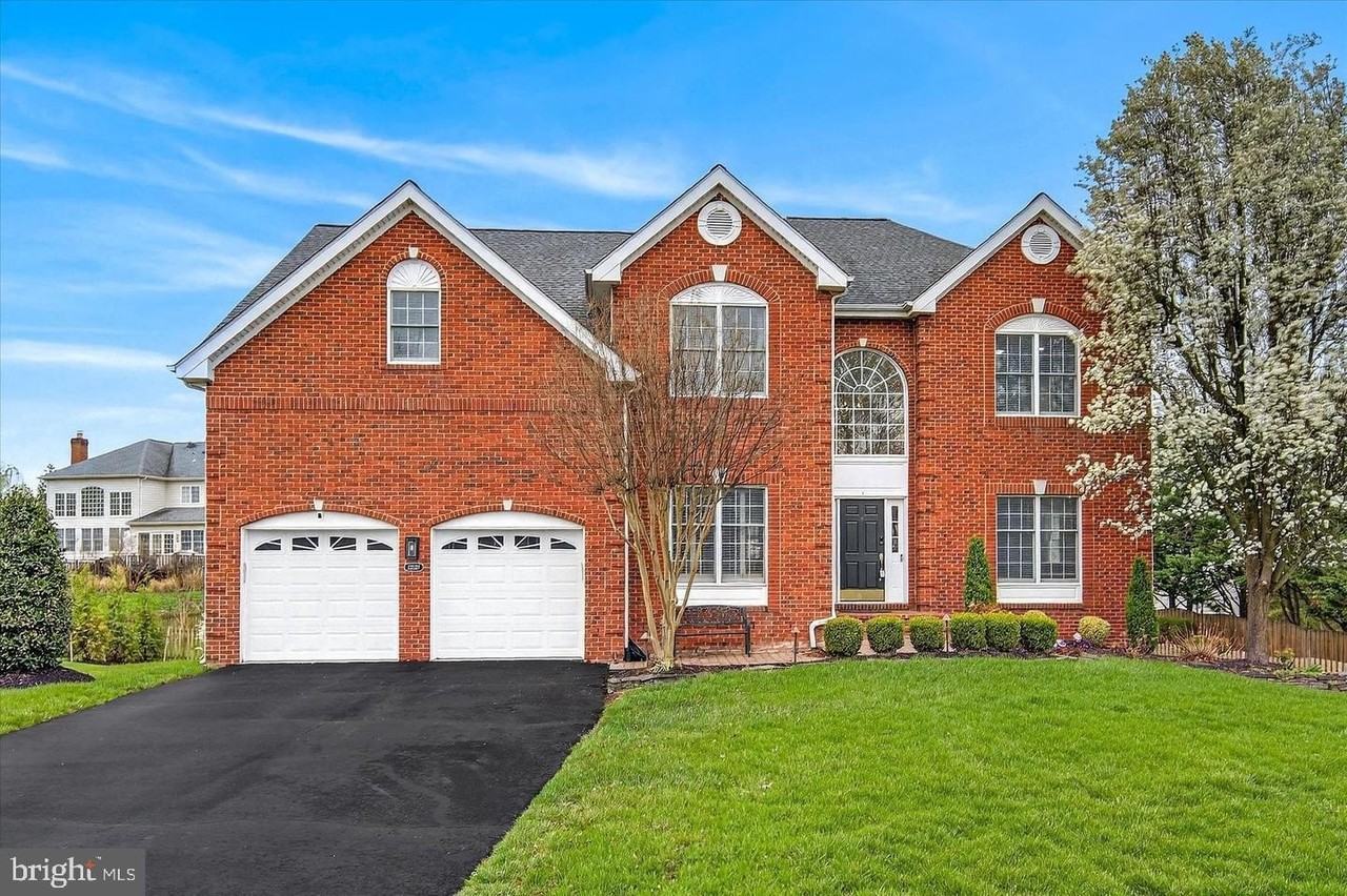 22557 Middleburg Chapel Ct - Photo 2 of 30