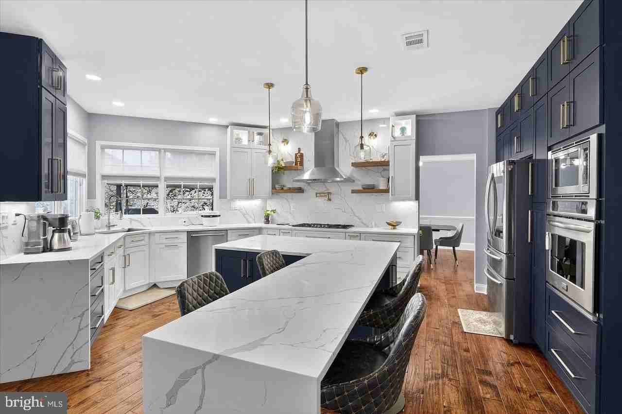 22557 Middleburg Chapel Ct - Photo 4 of 30