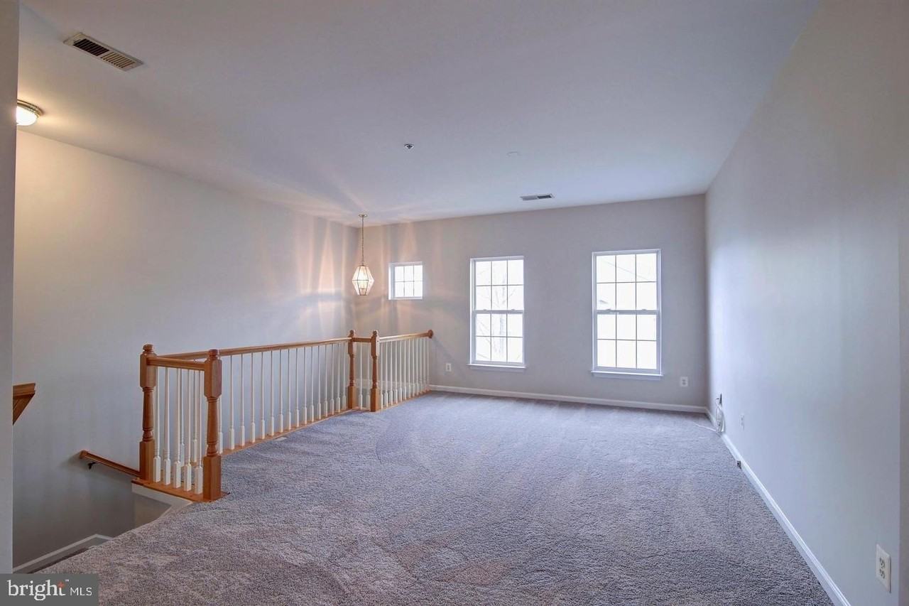 20261 Owings Ter - Photo 4 of 19