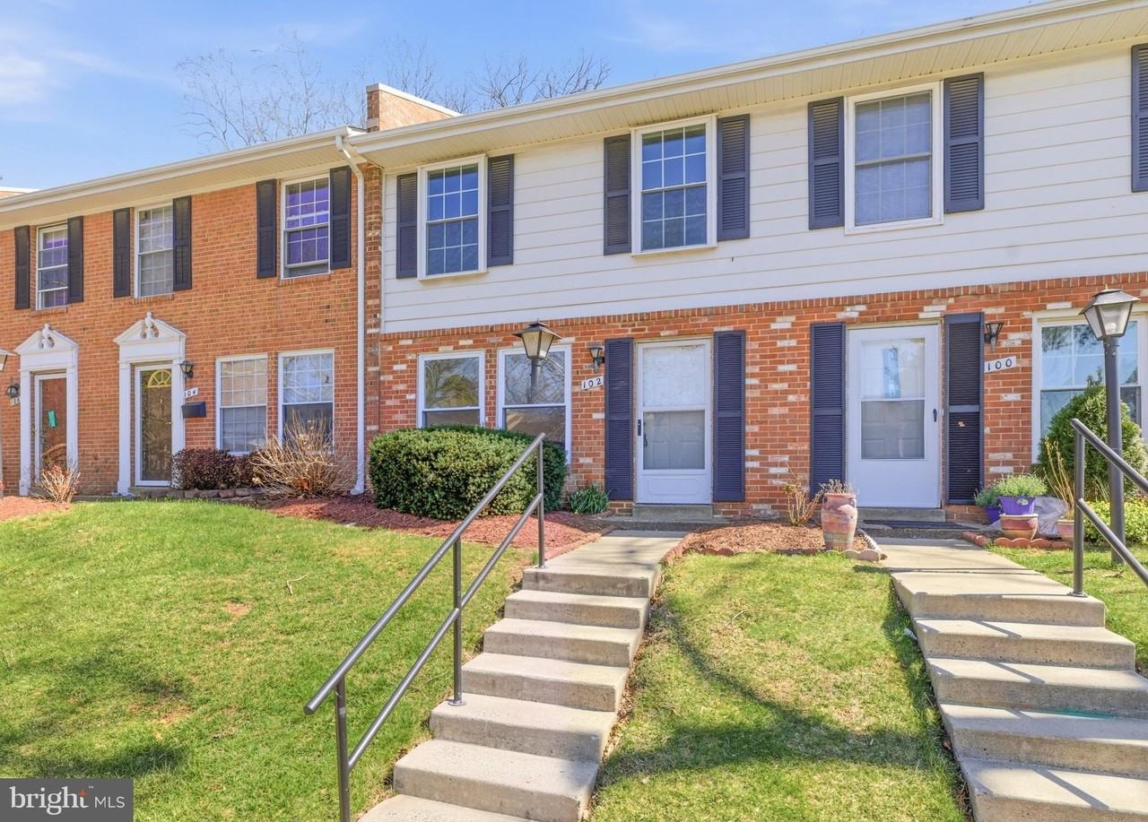 102 N Duke Dr - Photo 4 of 26