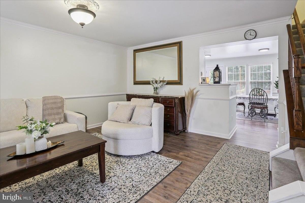 9781 Mock Orange Ct - Photo 2 of 31