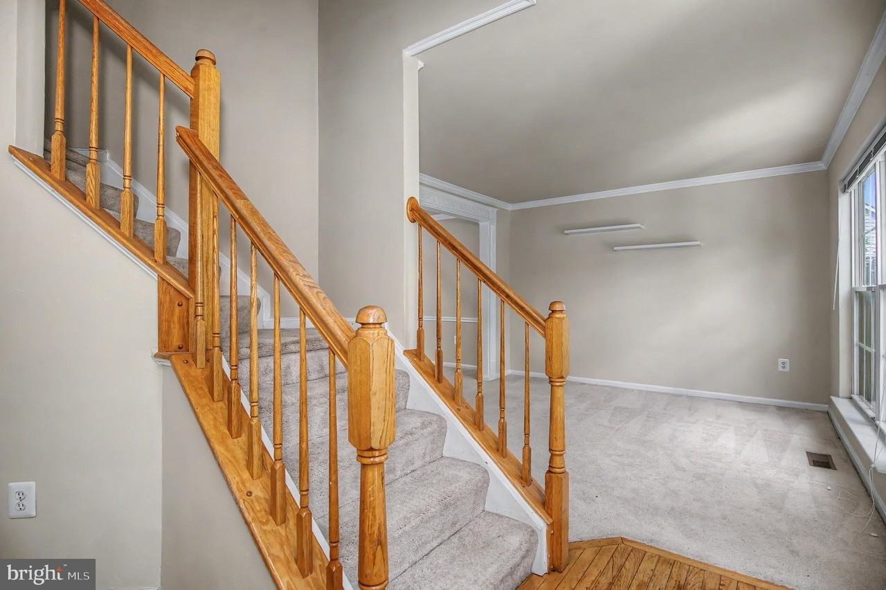 14126 Rockinghorse Dr - Photo 7 of 50