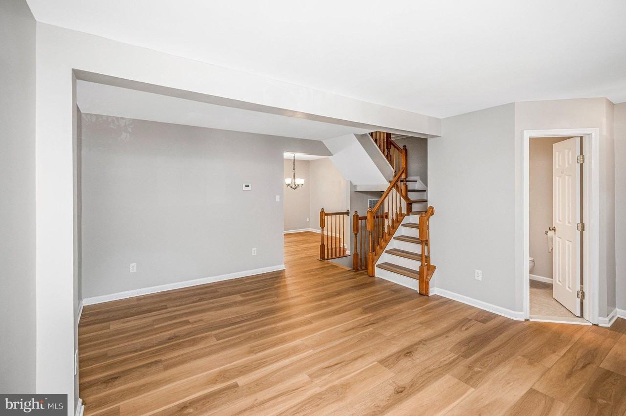 9705 Becker Ct - Photo 2 of 18