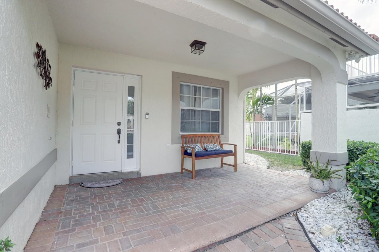 4018 Bluff Harbor Way - Photo 3 of 47