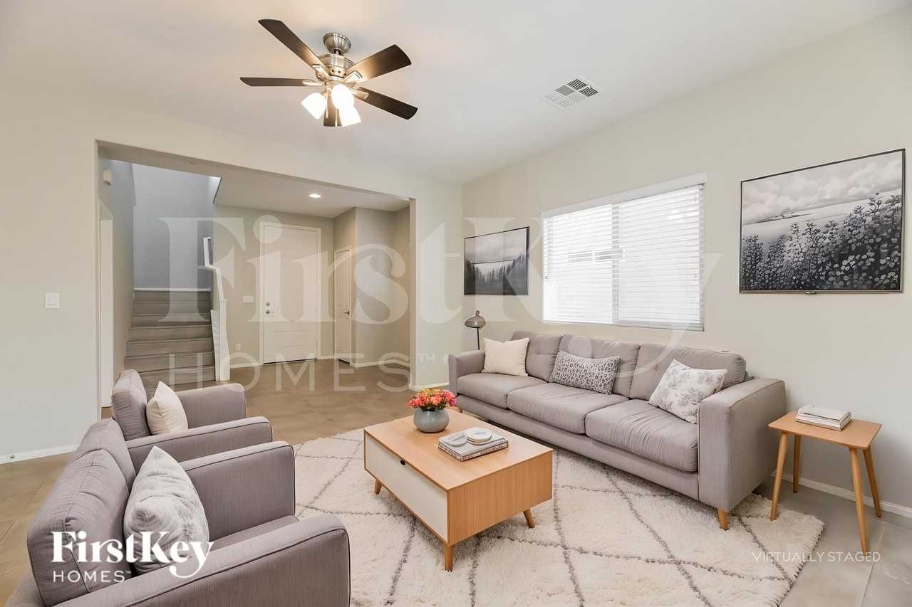 1417 Evans Canyon St - Photo 4 of 19
