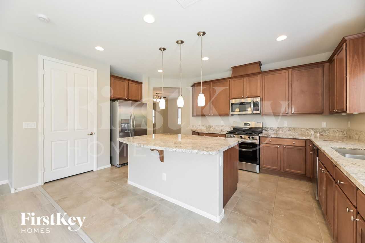 1417 Evans Canyon St - Photo 6 of 19