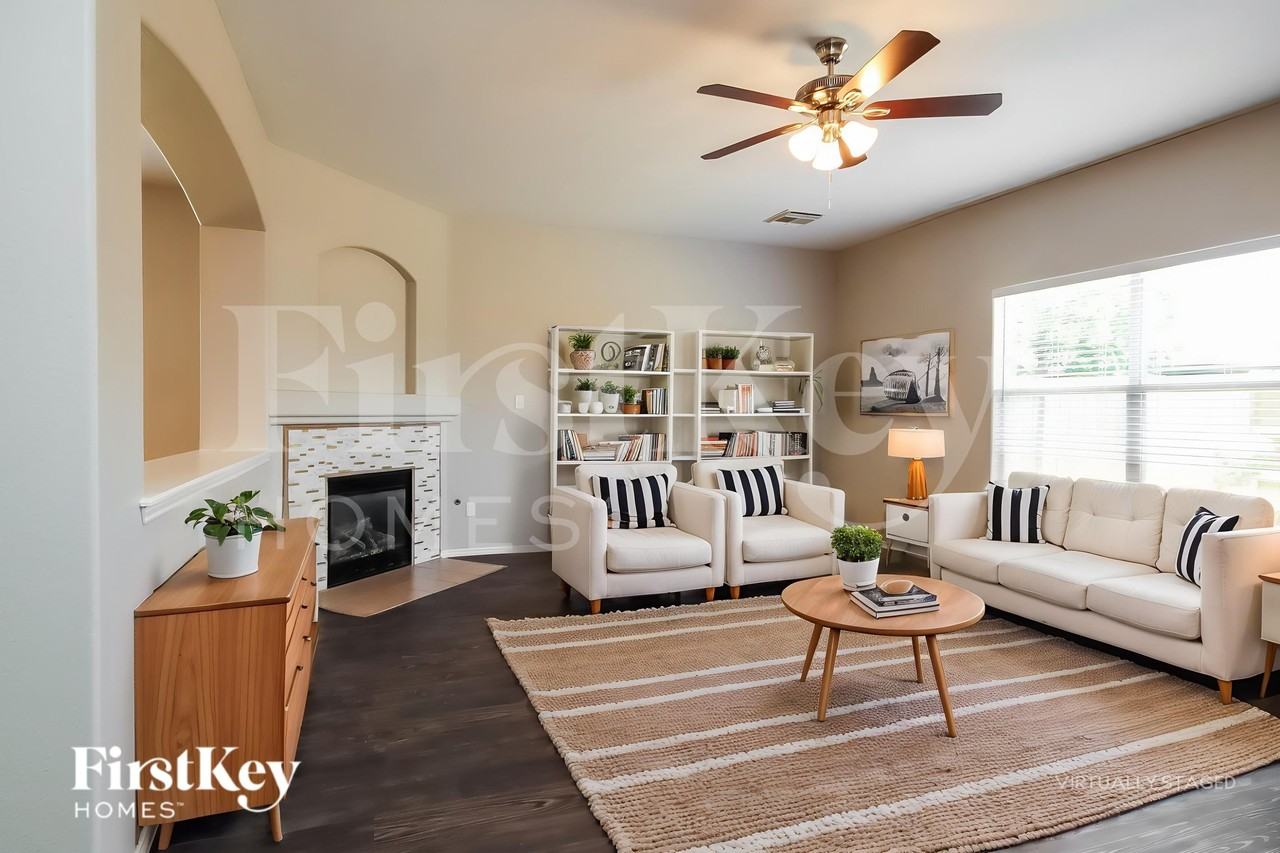8610 Sunny Gallop Dr - Photo 4 of 19