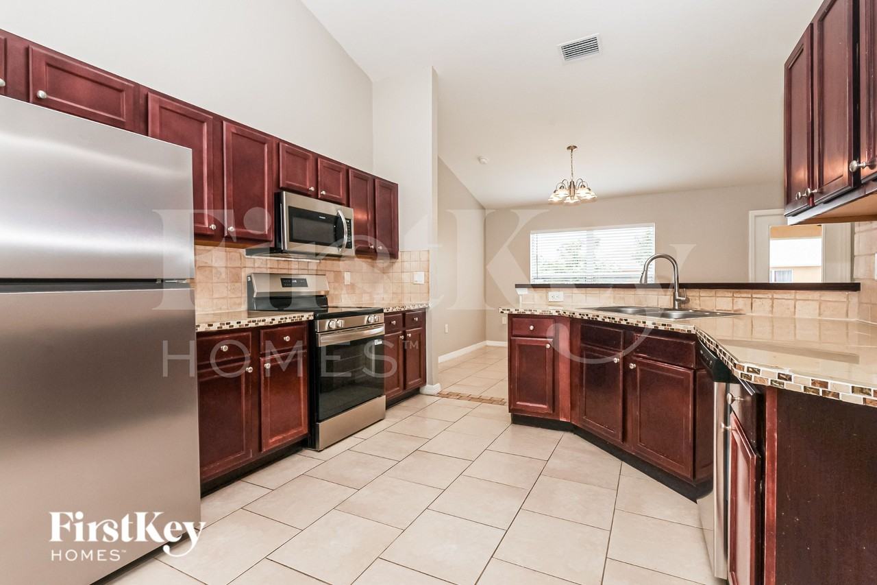 414 Willowbrook Dr - Photo 6 of 19