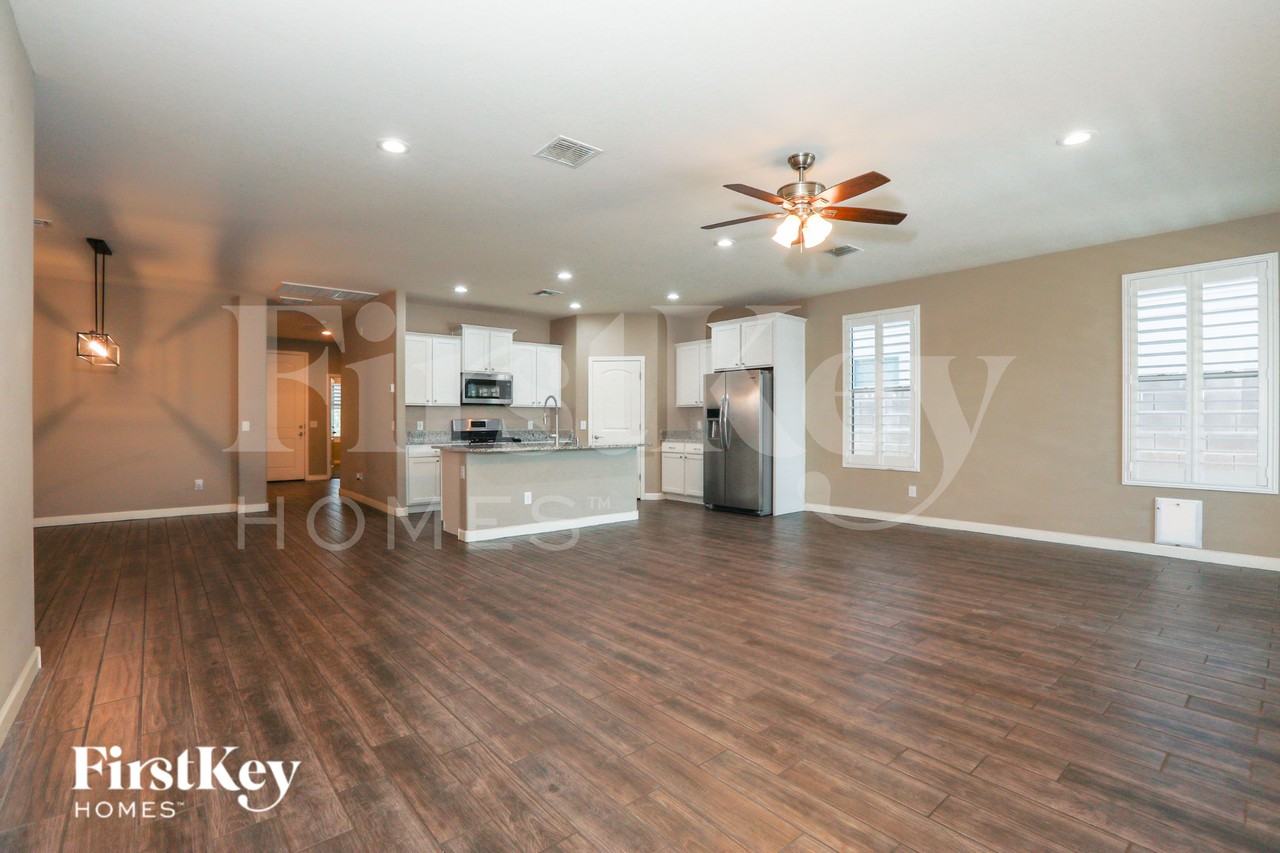 4151 W Goldmine Mountain Dr - Photo 2 of 19