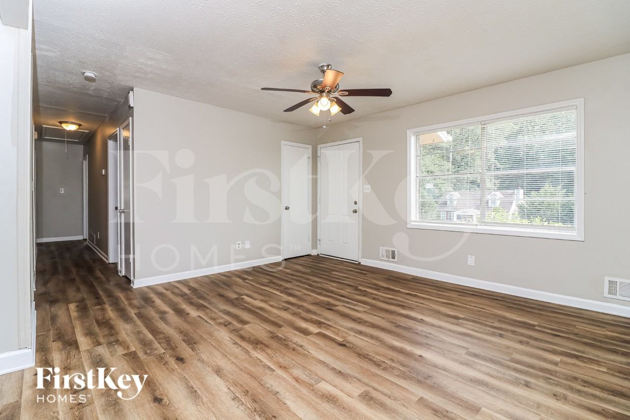 362 Pine Valley Rd Sw - Photo 5 of 19