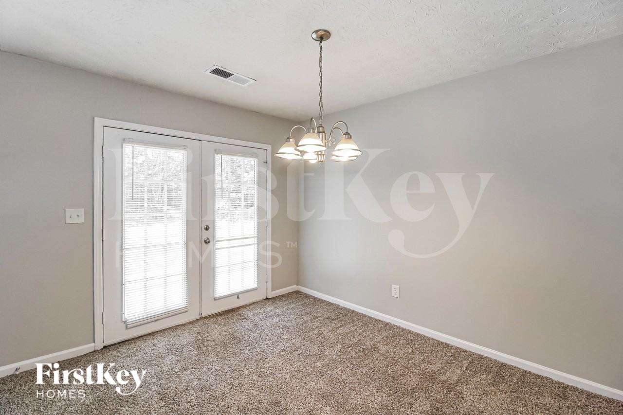 227 Avalon Way - Photo 6 of 19