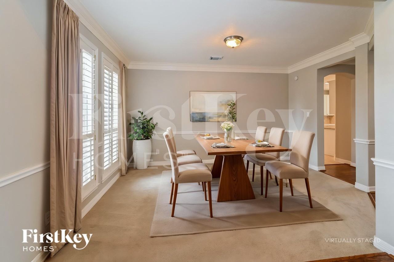 17714 Meadow Crossing Ln - Photo 6 of 18