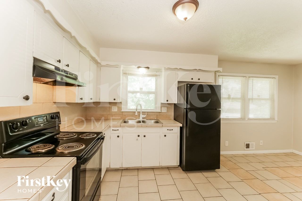 9807 Drury Ave - Photo 6 of 19