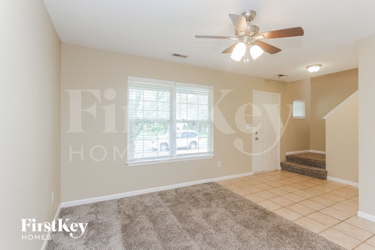 9775 Thomas Ln - Photo 3 of 19