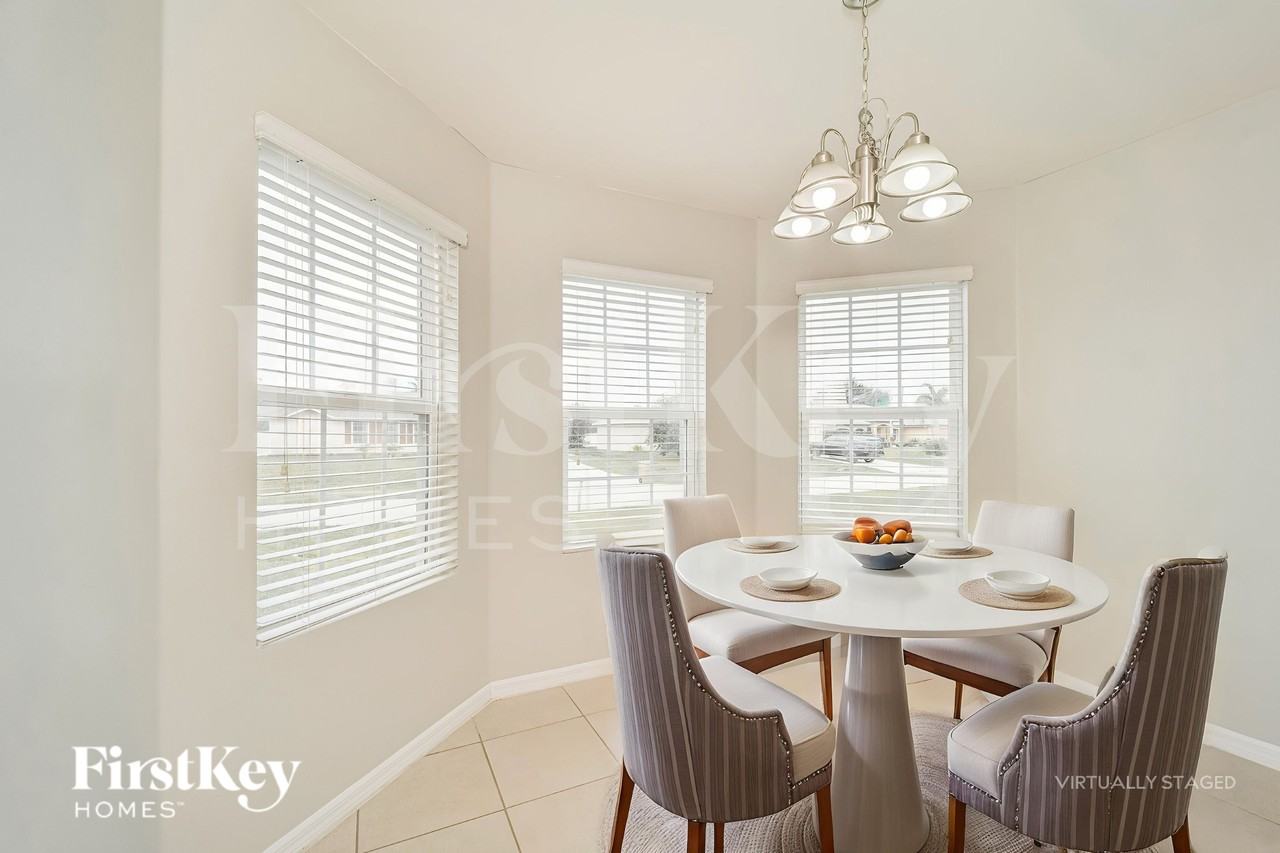 625 Sw 25th Ter - Photo 6 of 19
