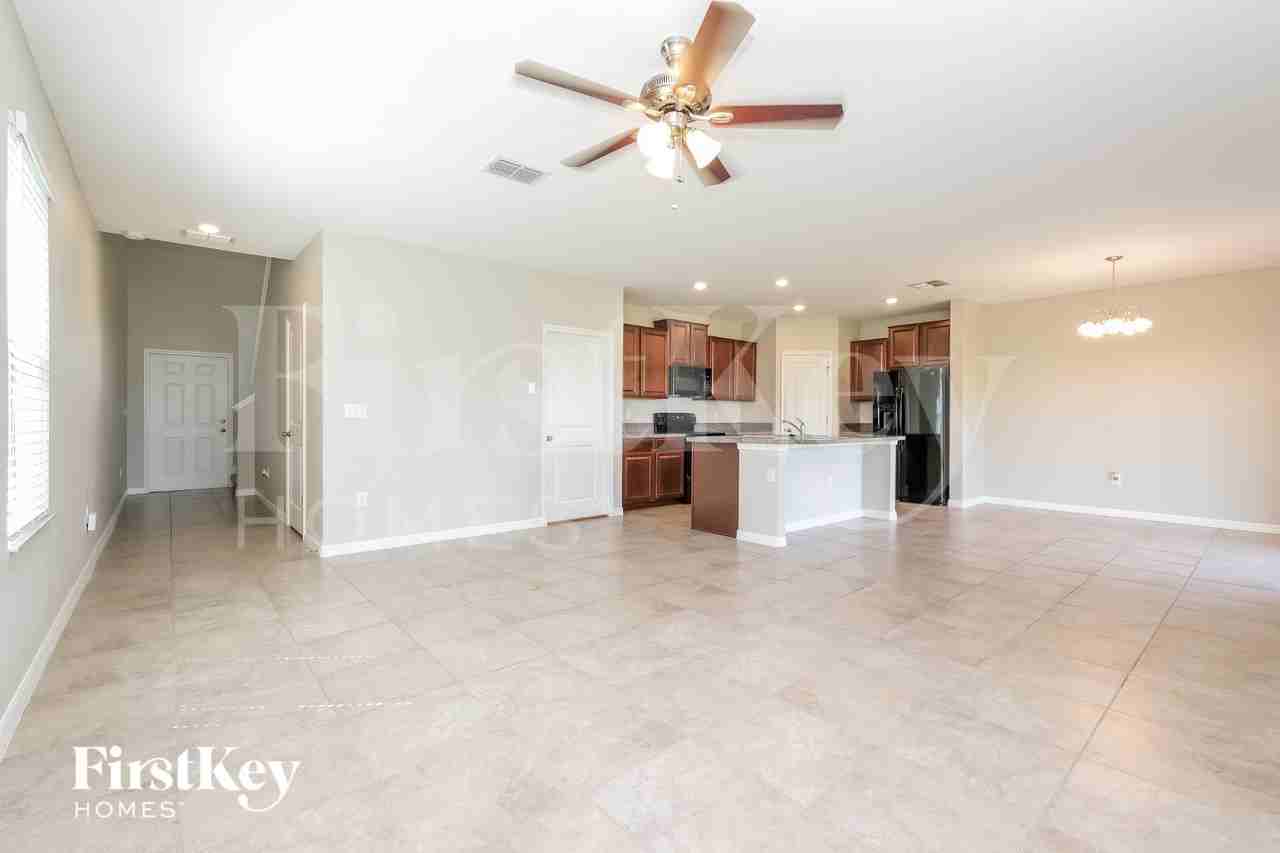 5050 Brickwood Rise Dr - Photo 2 of 15