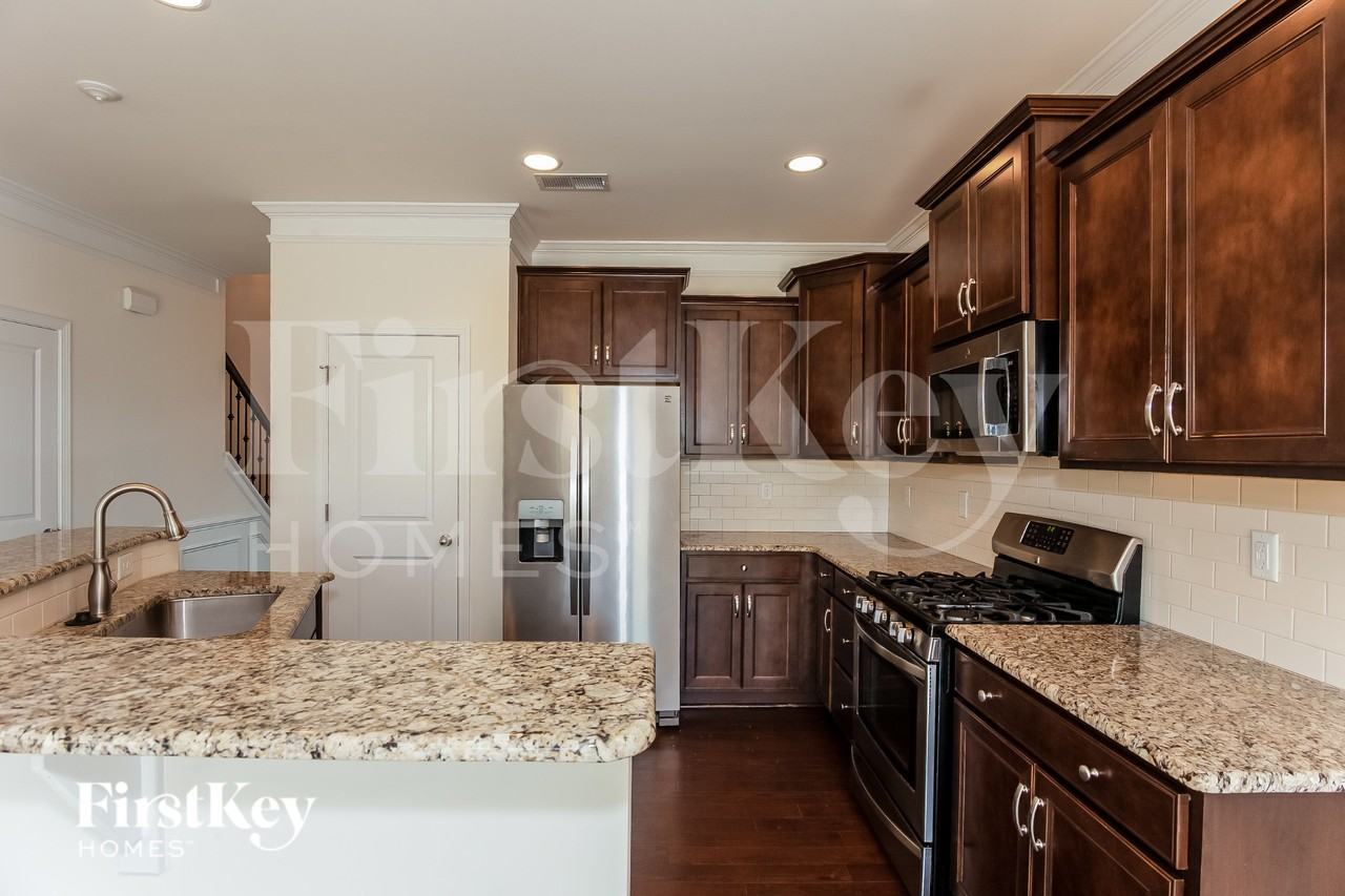104 Rockhopper Ln - Photo 7 of 18