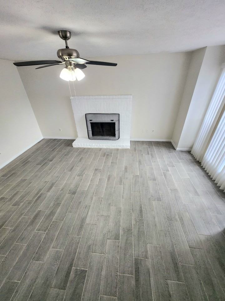 10045 Emerald Creek Dr #1 - Photo 6 of 28