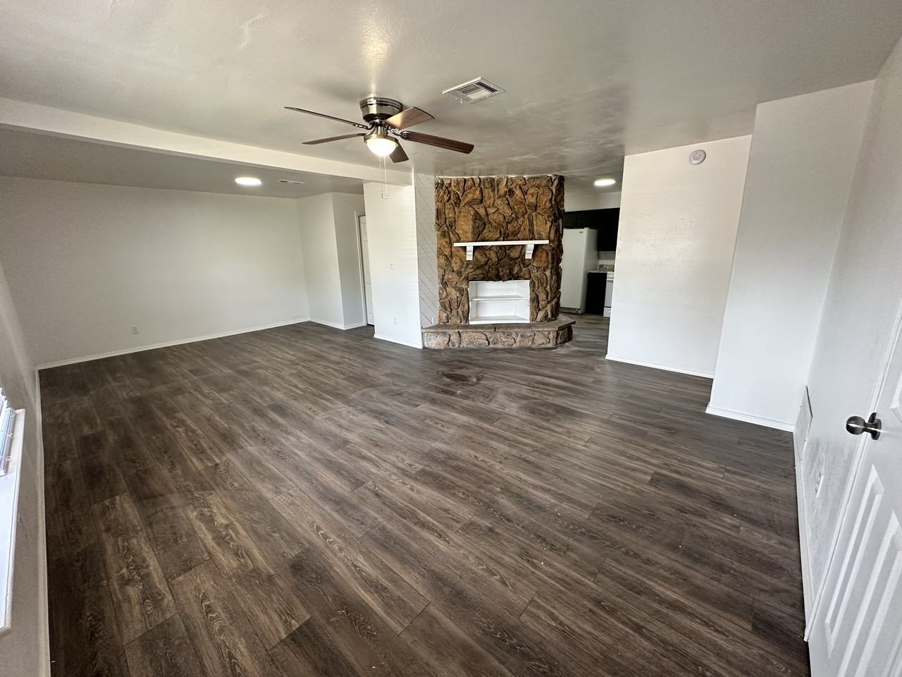 2700 Yorkshire Ave #1 - Photo 2 of 16