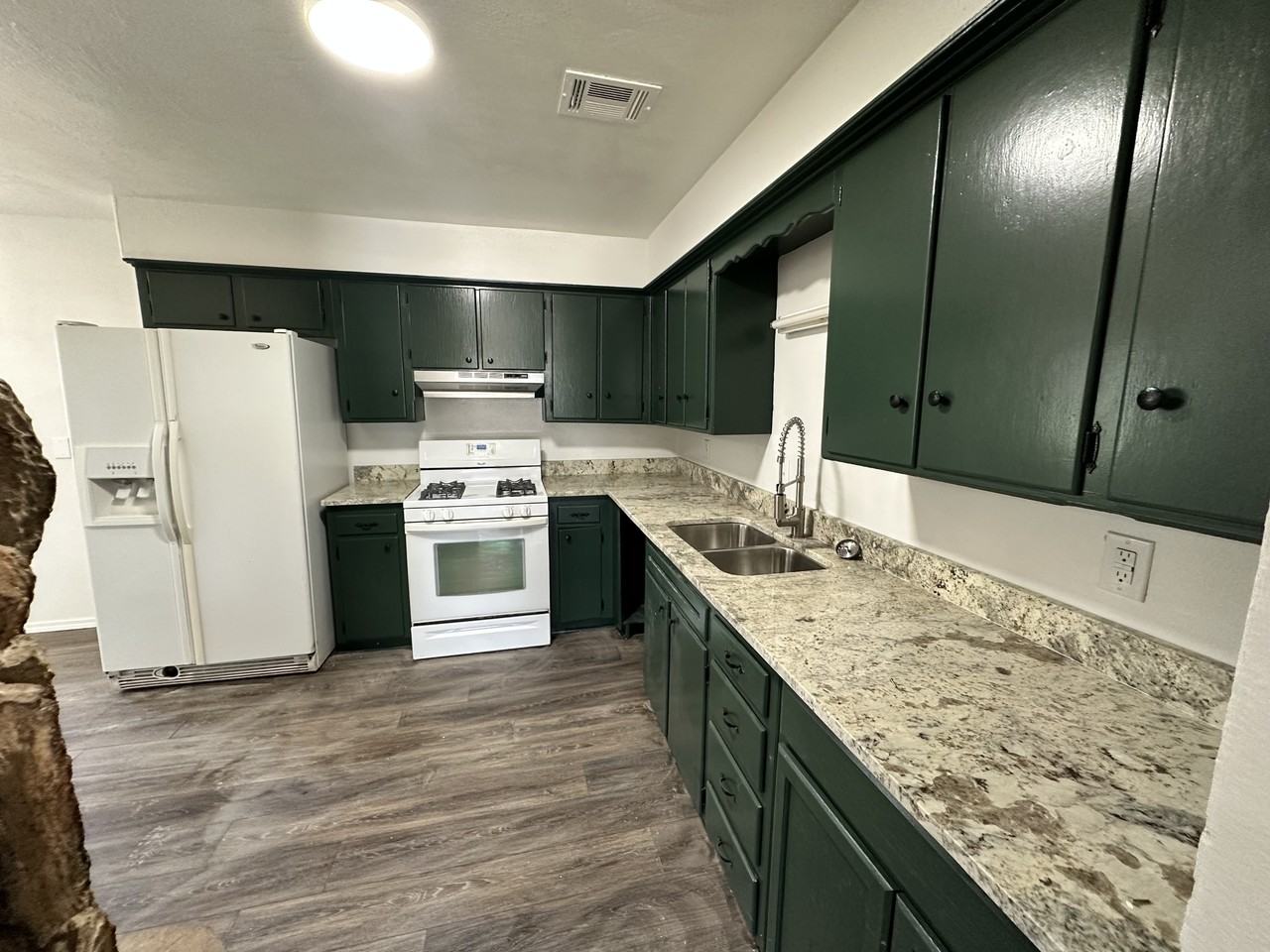 2700 Yorkshire Ave #1 - Photo 3 of 16